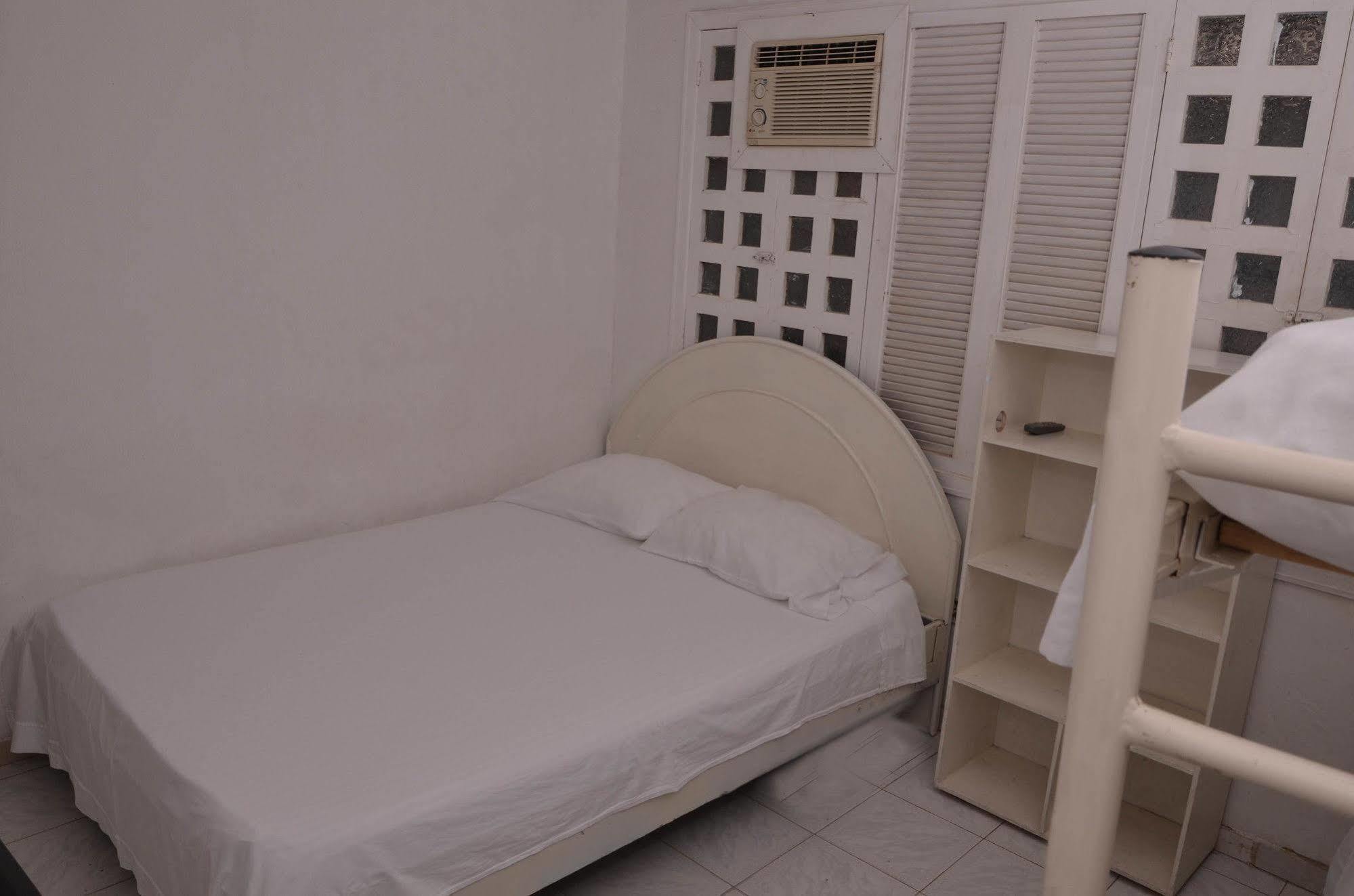 Hotel Vargas Airport Cartagena 外观 照片